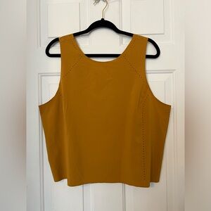 Athleta Terra Crop Tank Tuscan Gold Size XL